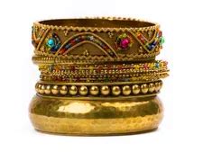 Senco Gold & Diamonds Collections, Offers, Schemes, Branches & More ...