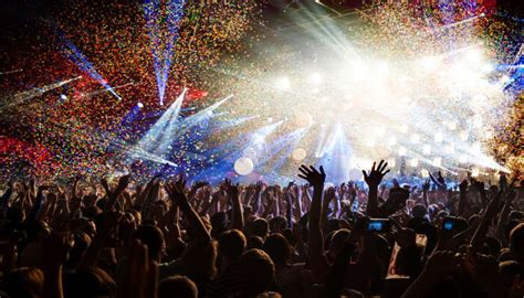 4 Things To Do In Victoria At Night On Your Singapore Trip