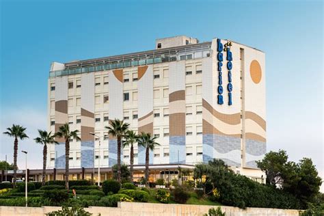 BARION HOTEL & CONGRESSI (Torre a Mare) - Hotel Reviews, Photos, Rate ...