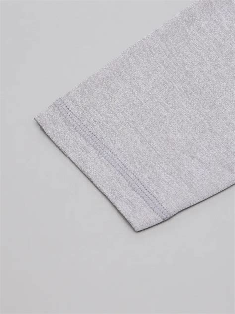 Men Slim Fit Crew Neck T-shirt with Double Cool