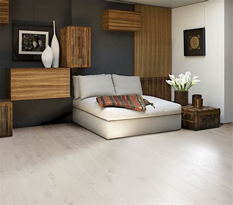 White Wood Floors : Uncover the Beauty of White Wood Floors in Our ...