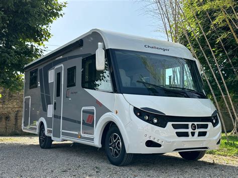 Nouveauté 2025 - Avec son S 215, Challenger revisite le lit à la française | Campingcarlesite