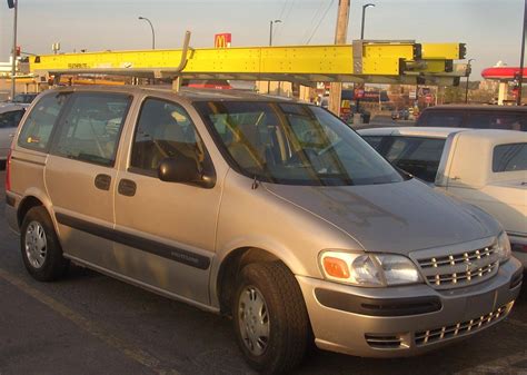 2004 Chevrolet Venture LT Entertainer - Passenger Minivan 3.4L V6 AWD auto