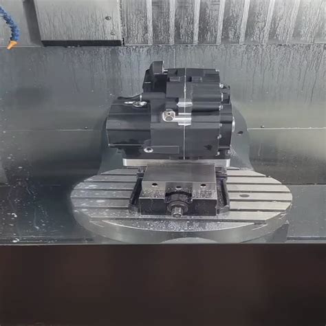 Haas 5-Axis Router 的图像结果