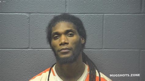 VINES ANTONIO LAWARN JR 03/15/2023 - RSW Regional Jail Mugshots Zone