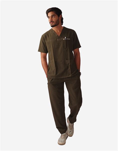 Best Medical Scrubs for Doctors in India - Hirawats