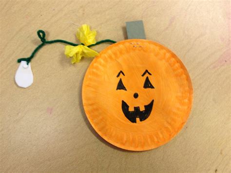 Mrs. Goff's Pre-K Tales: LOTS of Halloween Craft Ideas