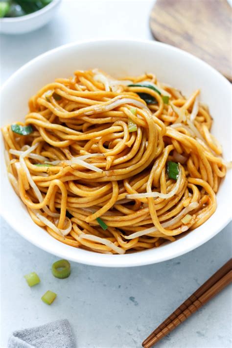 Plain Chow Mein (Chinese Noodles) - My Morning Mocha