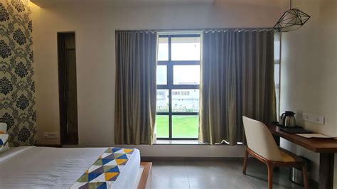 Statue of Unity Tent City