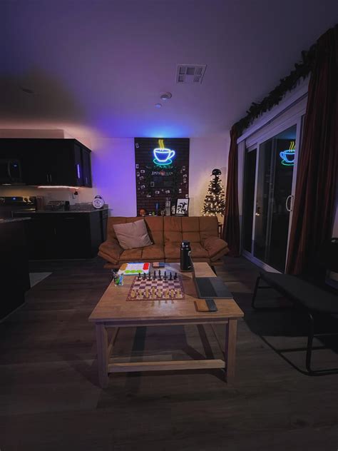 Creating our own Central Perk at home but named “Jump’n Jax”. : r ...