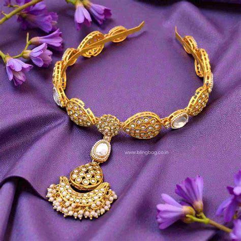 Golden Aanyaa Hairband With Tikka – Bling Bag