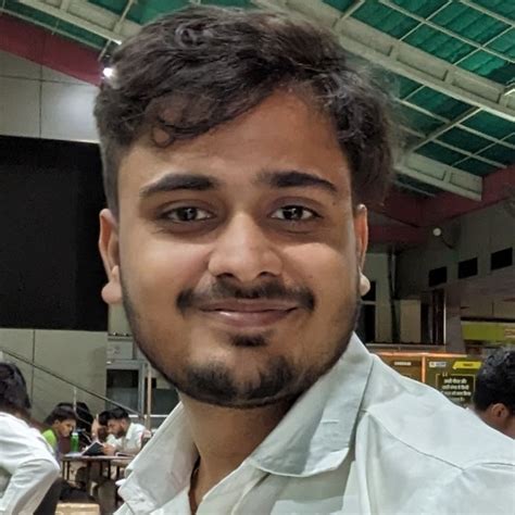 Shubham - Physics teacher in Kota - ₹950/h
