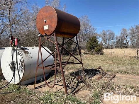 300-Gallon Fuel Tank W/Stand | Agriculture | BigIron