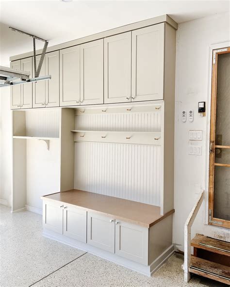 36 Trendy Garage Mudroom Ideas to Inspire You - Addicted To ...