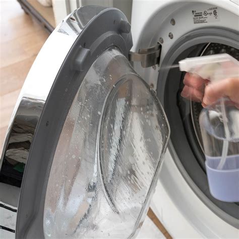 How to Clean Front Load Washer 的图像结果