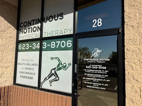 Postpartum Joint Pain: Why it Happens and Tips for New Moms