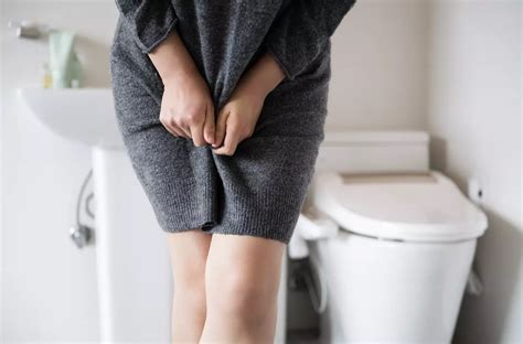 Doctors share important message for anyone who 'smells like vinegar ...