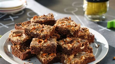 Peanut Butter Brownies with Salted Pretzels with Valerie Bertinelli ...