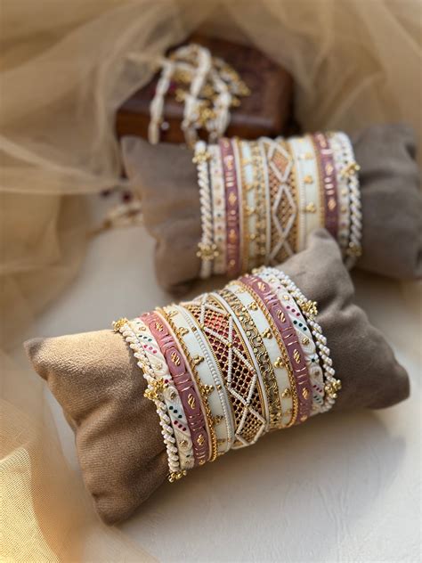 White and Pastel Pink Gold studded Chuda Set for Bride – Mangalsutra ...