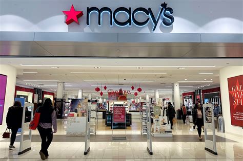 Macy’s to close 150 stores, opening new Bloomingdale’s, Bluemercury ...