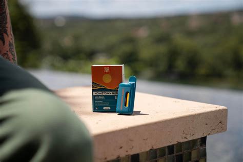 A Complete Guide to the Different Types of Wax Dabs (With Pictures)