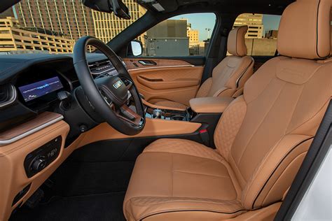 2026 Jeep Grand Cherokee | Jeep Canada