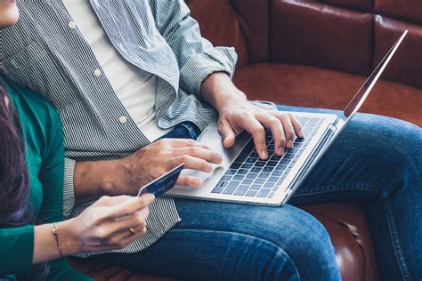 Boost E-Commerce Activation with Analytics and Pricing Plans