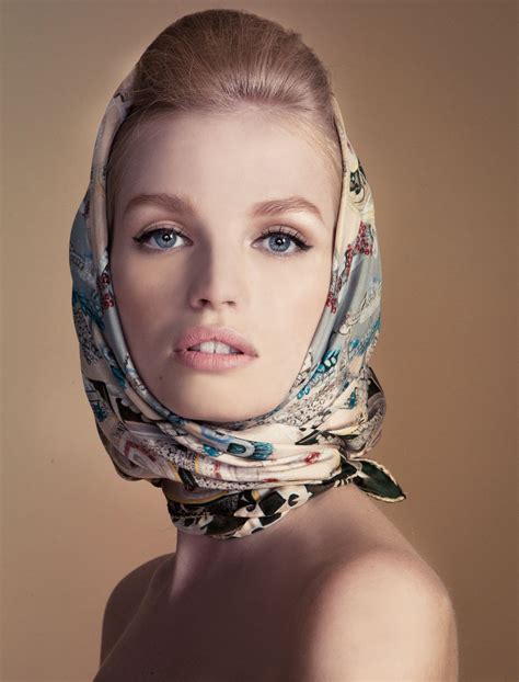 Scarf Styles For Long Faces at Arthur Popp blog