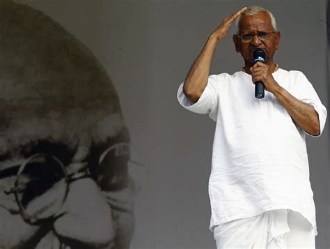 Anna Hazare Is Back To The Pavilion, Restores To Fast At Jantar Mantar ...
