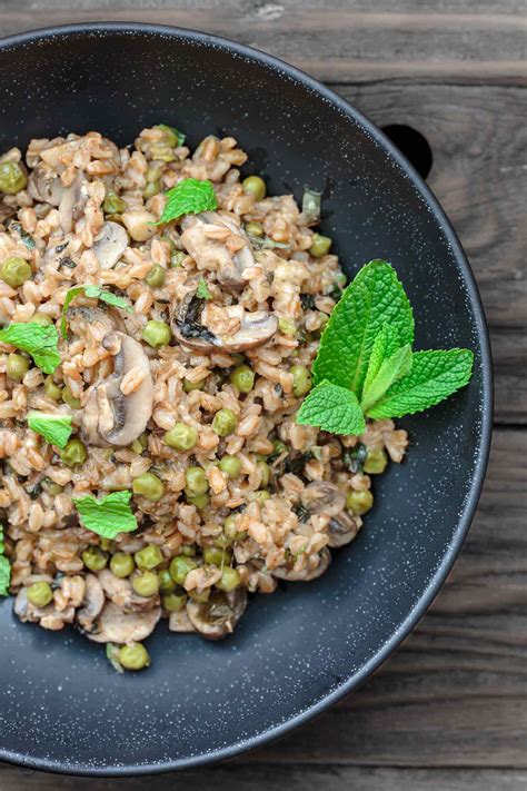 One-Pan Farro Recipe with Mushrooms and Peas | The Mediterranean Dish
