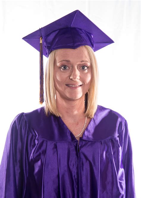 2016 Spring Graduates at Loraines Academy