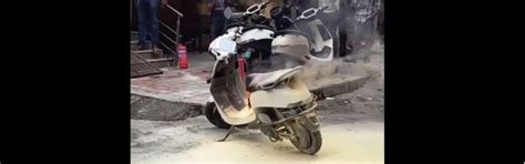 OLA SCOOTER : "Ola Scooter Catches Fire Outside Bengaluru Showroom ...