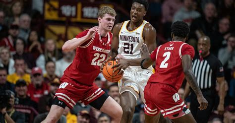 Back injury sidelines Gophers’ Pharrel Payne vs. Penn State