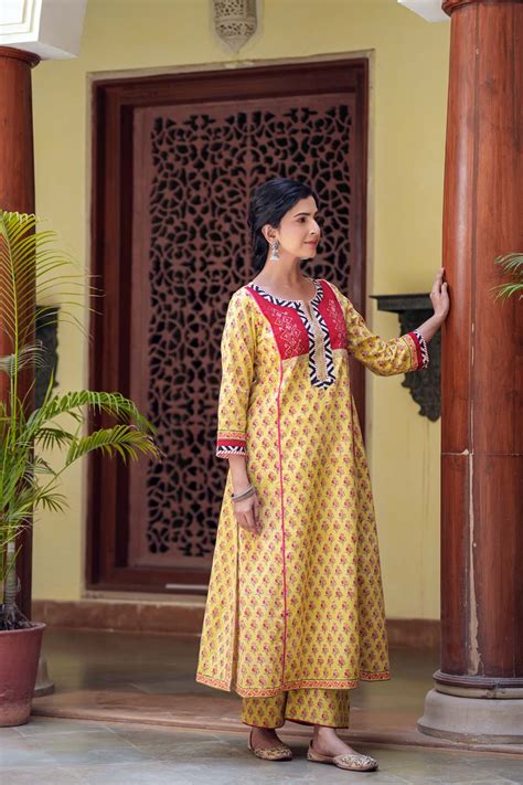 Mustard Yellow Straight Fit Kurta/Pant Set In Handblock Cotton | Cotras