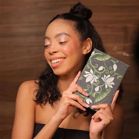 Pichwai black hand embroidered diary – GoneCase