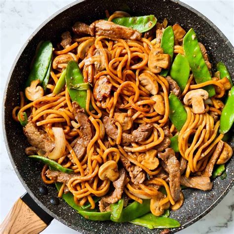 Easy Beef Noodle Stir Fry Story - Casually Peckish