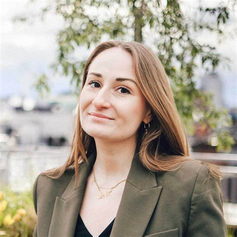 Carole Ginman | Head of Marketing | SaaS Growth Expert