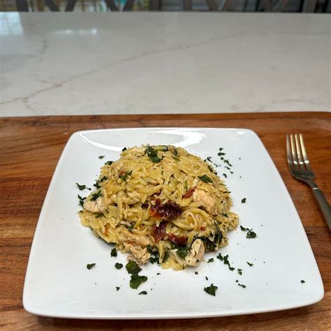 Tuscan Chicken Orzo Recipe | Samsung Food App