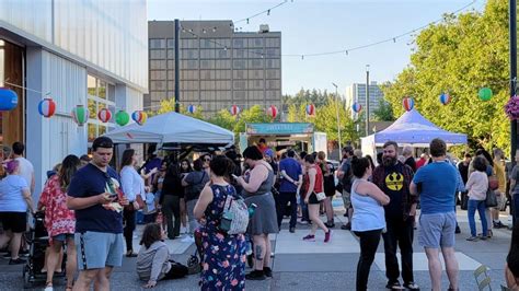 Drums beat loudly as crowds flock to the Asian Night Market
