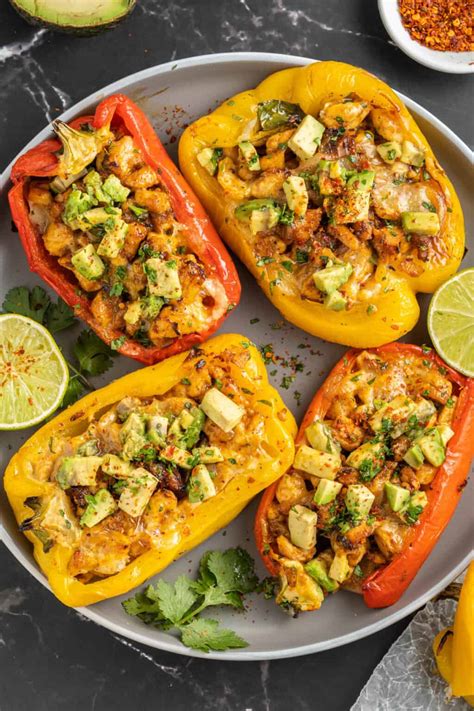 Chicken Fajita Stuffed Peppers - easydinnerrecipes.com