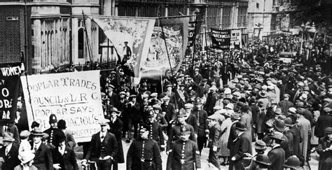 Workers Strike 1920s The Hollywood Strikes Showed How Unions Support