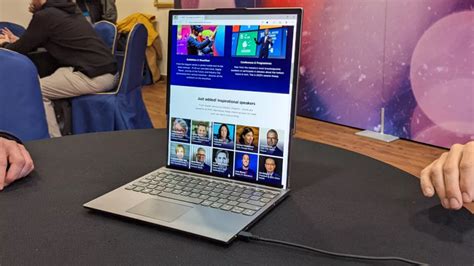 Future Laptop 的图像结果