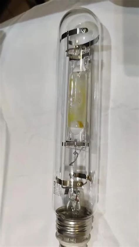 Metal Halide Lights - HQI-TS 2000 W/D/S Osram Halogen Lamp Trader ...