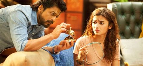 Shah Rukh Khan Used To Duplicate To Avoid Crowd While Shooting For Dear ...