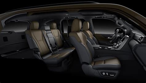 2025 Lexus LX 700h Full-Size Luxury Hybrid SUV: How Does It Compare to ...