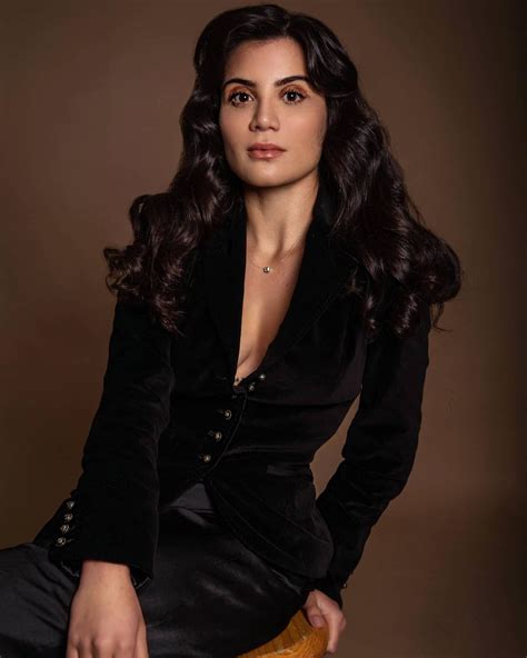 Quién es Cinthia Aparicio, la joven novia de Alexis AyalaFama