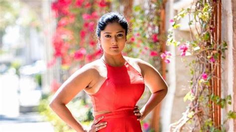 Gayathri Raguram Today News, Wiki, Affairs, Updates, Biodata, Phone ...