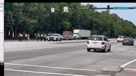 Southbound lanes of Highway 17 reopen after crash in Mount Pleasant