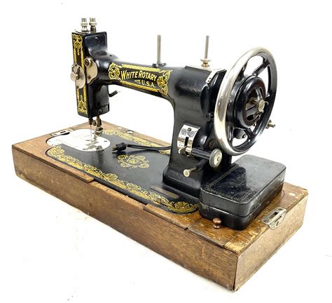 Vintage White Rotary Sewing Machine at Eden Mandalis blog