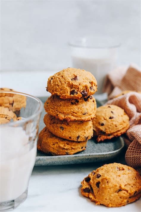 Fluffy Gluten-Free Chocolate Chip Cookies - Minimalist Baker